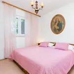 Apartamento With Parking Space Supetar, Brac - 22123